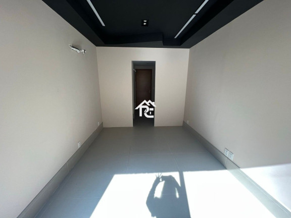 Sala Comercial à Venda, 27 m² em Centro - Niterói