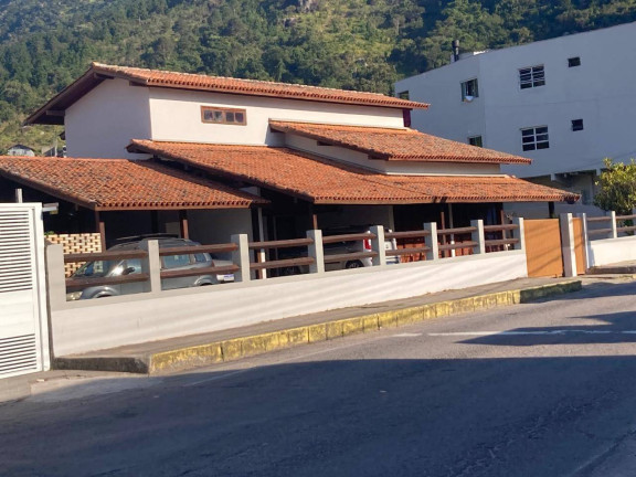 Imagem Casa com 4 Quartos à Venda, 300 m² em Ganchos Do Meio - Governador Celso Ramos Imagem Casa com 4 Quartos à Venda, 300 m² em Ganchos Do Meio - Governador Celso Ramos