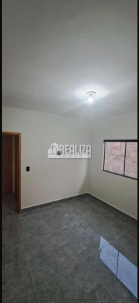 Imagem Casa com 1 Quarto à Venda, 200 m² em Loteamento Ilha Bela - Uberaba Imagem Casa com 1 Quarto à Venda, 200 m² em Loteamento Ilha Bela - Uberaba