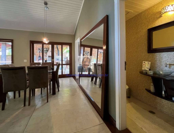 Imagem Casa com 5 Quartos à Venda, 440 m² em Algarve - Cotia Imagem Casa com 5 Quartos à Venda, 440 m² em Algarve - Cotia