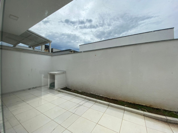 Imagem Casa com 3 Quartos à Venda, 100 m² em Horto Florestal - Sorocaba Imagem Casa com 3 Quartos à Venda, 100 m² em Horto Florestal - Sorocaba