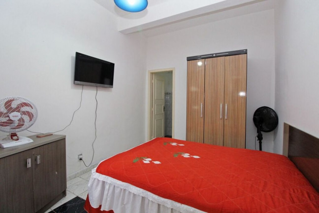 Imagem Casa com 5 Quartos à Venda, em Sarandi - Porto Alegre Imagem Casa com 5 Quartos à Venda, em Sarandi - Porto Alegre