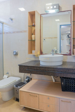 Imagem Cobertura com 4 Quartos à Venda, 130 m² em Centro - Balneário Camboriú Imagem Cobertura com 4 Quartos à Venda, 130 m² em Centro - Balneário Camboriú