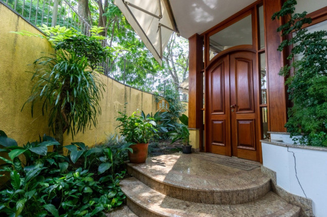 Imagem Casa com 5 Quartos à Venda, 440 m² em Jardim Prudência - São Paulo Imagem Casa com 5 Quartos à Venda, 440 m² em Jardim Prudência - São Paulo