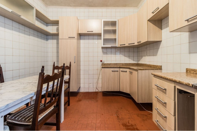 Imagem Imóvel com 2 Quartos à Venda, 64 m² em Vila Ipiranga - Porto Alegre Imagem Imóvel com 2 Quartos à Venda, 64 m² em Vila Ipiranga - Porto Alegre