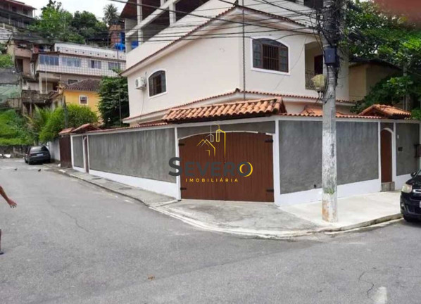 Imagem Casa com 4 Quartos à Venda, 210 m² em Fonseca - Niterói Imagem Casa com 4 Quartos à Venda, 210 m² em Fonseca - Niterói