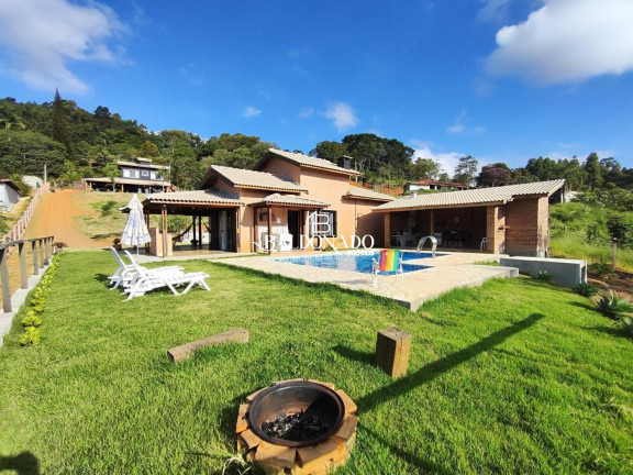 Imagem Fazenda à Venda, 148 m² em Centro - Pedra Bela Imagem Fazenda à Venda, 148 m² em Centro - Pedra Bela