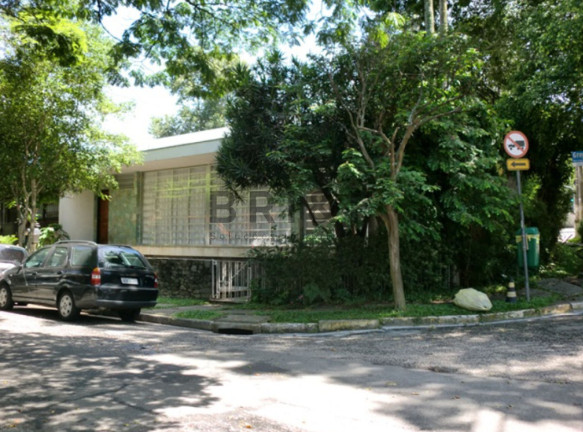 Imagem Casa com 4 Quartos à Venda ou Locação, 420 m² em Vila Madalena - São Paulo Imagem Casa com 4 Quartos à Venda ou Locação, 420 m² em Vila Madalena - São Paulo