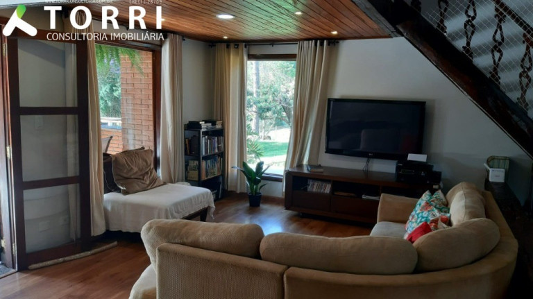 Imagem Imóvel com 5 Quartos à Venda, 300 m² em Lagoinha - Mairinque Imagem Imóvel com 5 Quartos à Venda, 300 m² em Lagoinha - Mairinque