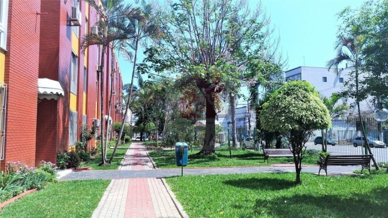Imagem Apartamento com 2 Quartos à Venda, 72 m² em Navegantes - Porto Alegre Imagem Apartamento com 2 Quartos à Venda, 72 m² em Navegantes - Porto Alegre