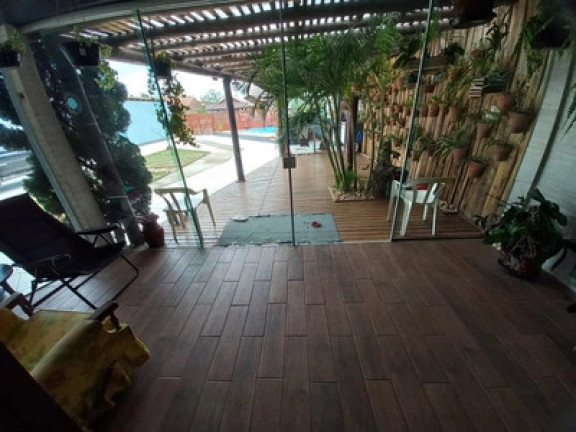 Imagem Casa com 3 Quartos à Venda, em Centro - Xangri-lá Imagem Casa com 3 Quartos à Venda, em Centro - Xangri-lá