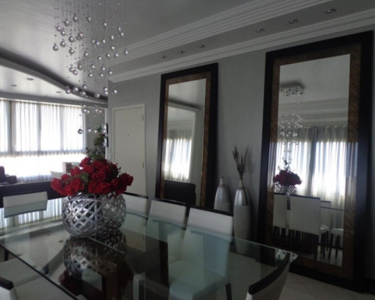 Imagem Imóvel com 4 Quartos à Venda, 450 m² em Pitangueiras - Guarujá Imagem Imóvel com 4 Quartos à Venda, 450 m² em Pitangueiras - Guarujá