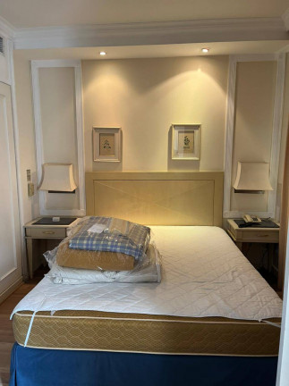Imagem Flat com 1 Quarto à Venda ou Locação, 34 m² em Vila Olímpia - São Paulo