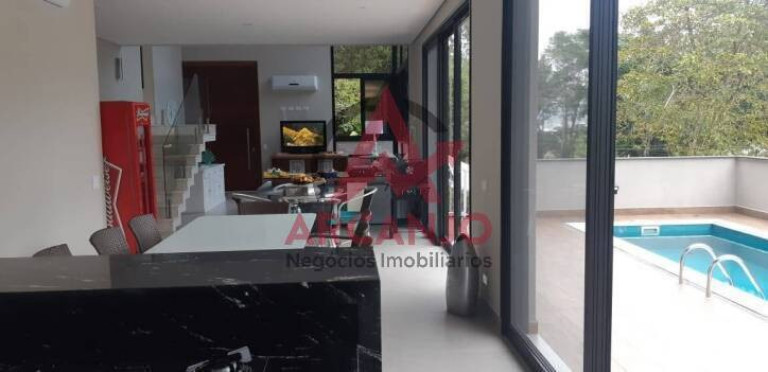 Imagem Casa com 4 Quartos à Venda, 230 m² em Lagoinha - Ubatuba