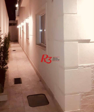Imagem Casa com 3 Quartos à Venda ou Locação, 180 m² em Embaré - Santos Imagem Casa com 3 Quartos à Venda ou Locação, 180 m² em Embaré - Santos