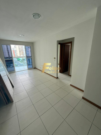 Imagem Imóvel com 2 Quartos à Venda, 70 m² em Itapuã - Vila Velha Imagem Imóvel com 2 Quartos à Venda, 70 m² em Itapuã - Vila Velha