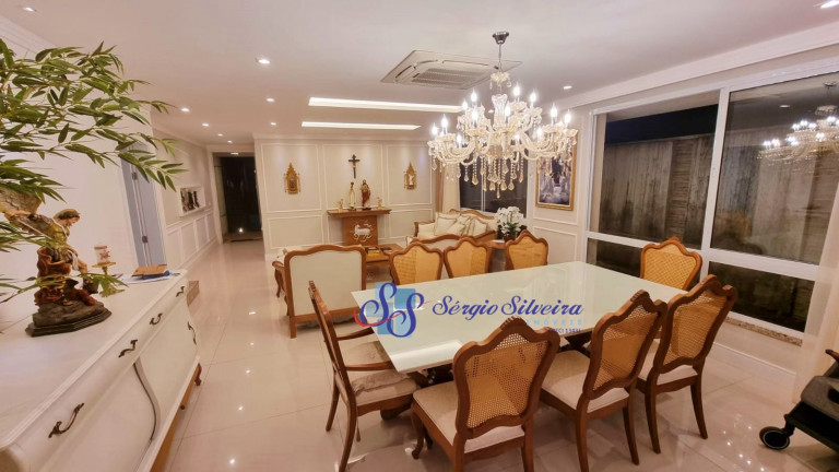 Imagem Casa com 5 Quartos à Venda, 396 m² em Coaçu - Eusébio Imagem Casa com 5 Quartos à Venda, 396 m² em Coaçu - Eusébio