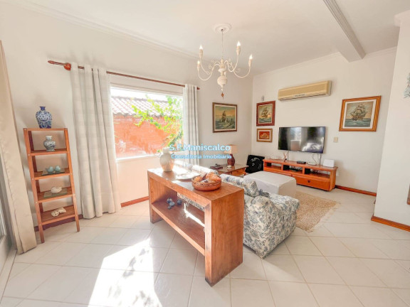 Imagem Casa com 4 Quartos à Venda, 521 m² em Portinho - Ilhabela