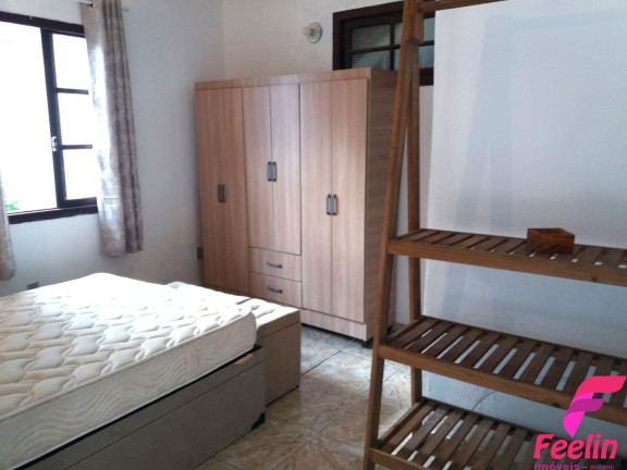 Imagem Casa com 6 Quartos à Venda, 220 m² em Ribeirão Da Ilha - Florianópolis Imagem Casa com 6 Quartos à Venda, 220 m² em Ribeirão Da Ilha - Florianópolis