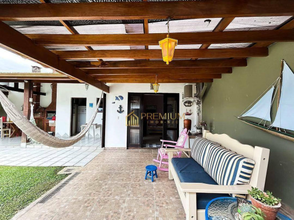 Casa com 3 Quartos à Venda, 112 m² em Caraguatatuba - Caraguatatuba