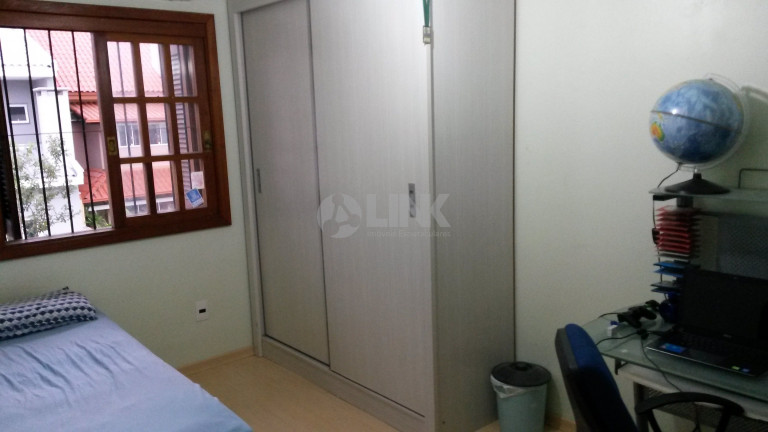 Imagem Imóvel com 4 Quartos à Venda, 223 m² em Sarandi - Porto Alegre Imagem Imóvel com 4 Quartos à Venda, 223 m² em Sarandi - Porto Alegre
