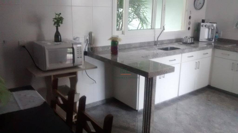 Imagem Casa com 4 Quartos à Venda, 250 m² em Piratininga - Niterói Imagem Casa com 4 Quartos à Venda, 250 m² em Piratininga - Niterói