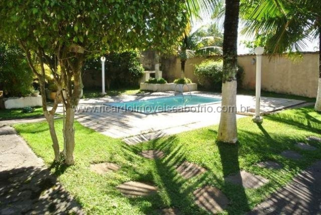 Imagem Imóvel com 4 Quartos à Venda, 150 m² em Peró - Cabo Frio Imagem Imóvel com 4 Quartos à Venda, 150 m² em Peró - Cabo Frio