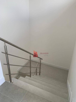 Imagem Sobrado com 3 Quartos à Venda, 226 m² em Centro - Itajaí Imagem Sobrado com 3 Quartos à Venda, 226 m² em Centro - Itajaí