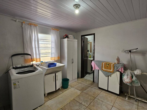 Imagem Casa com 6 Quartos à Venda, 245 m² em Balneário Barra Do Sul Imagem Casa com 6 Quartos à Venda, 245 m² em Balneário Barra Do Sul