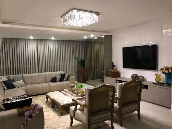 Apartamento com 3 Quartos para Temporada, 187 m² em Centro - Balneário Camboriú
