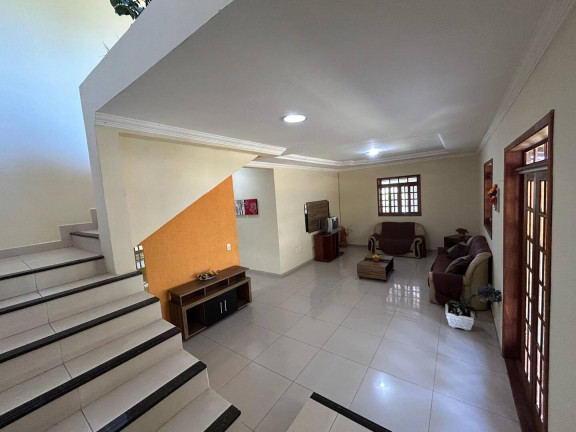 Imagem Casa com 5 Quartos à Venda, 2.500 m² em Vila Ipê Amarelo - Contagem Imagem Casa com 5 Quartos à Venda, 2.500 m² em Vila Ipê Amarelo - Contagem