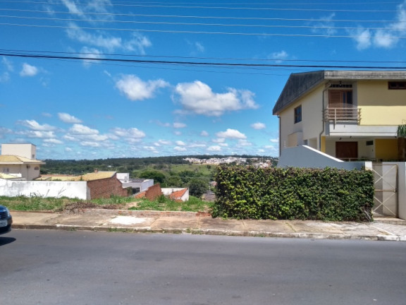 Imagem Terreno à Venda, 484 m² em Jardim America - Bauru Imagem Terreno à Venda, 484 m² em Jardim America - Bauru
