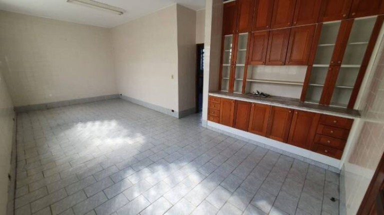 Imagem Sobrado com 2 Quartos à Venda, 813 m² em Centro - Taubaté