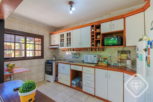 Imagem Casa com 3 Quartos à Venda, 198 m² em Cavalhada - Porto Alegre Imagem Casa com 3 Quartos à Venda, 198 m² em Cavalhada - Porto Alegre