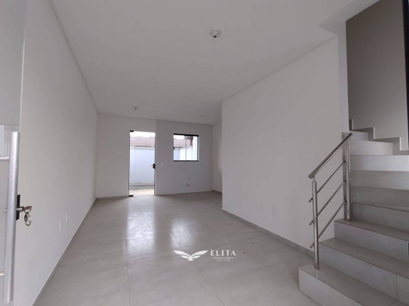 Imagem Sobrado com 2 Quartos à Venda, 73 m² em Itacolomi - Balneário Piçarras