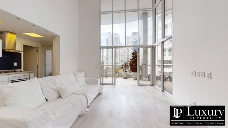Apartamento com 2 Quartos à Venda, 151 m² em Vila Nova Conceição - São Paulo