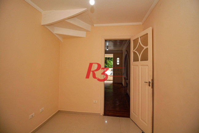 Imagem Casa com 4 Quartos à Venda ou Locação, 212 m² em Gonzaga - Santos Imagem Casa com 4 Quartos à Venda ou Locação, 212 m² em Gonzaga - Santos