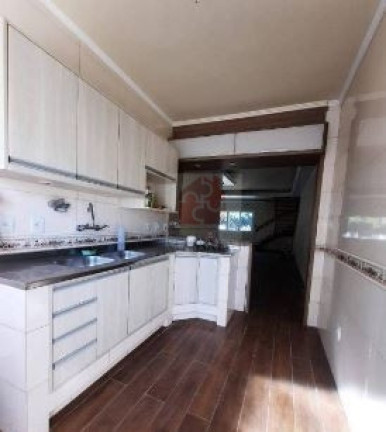 Imagem Casa com 5 Quartos à Venda, 243 m² em Hípica - Porto Alegre Imagem Casa com 5 Quartos à Venda, 243 m² em Hípica - Porto Alegre