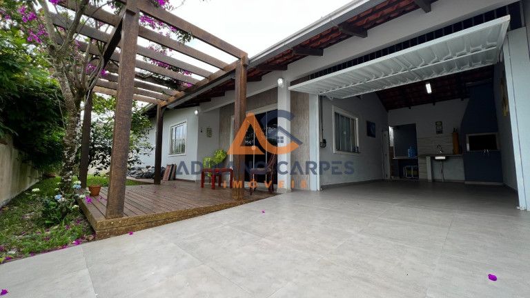 Casa com 3 Quartos à Venda, 107 m² em Itacolomi - Balneário Piçarras