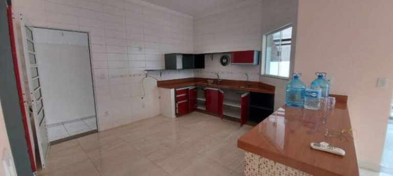 Imagem Casa com 3 Quartos à Venda, 469 m² em Piracangaguá - Taubaté Imagem Casa com 3 Quartos à Venda, 469 m² em Piracangaguá - Taubaté