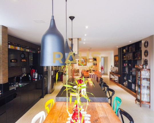 Imagem Apartamento com 4 Quartos à Venda, 368 m² em Atiradores - Joinville