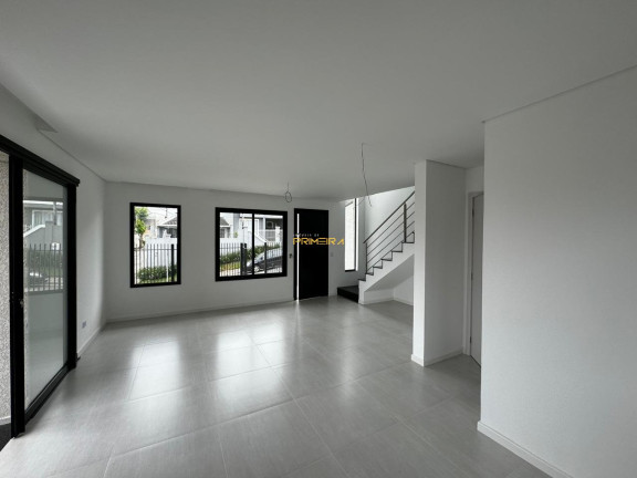Imagem Sobrado com 3 Quartos à Venda, 274 m² em Atuba - Curitiba