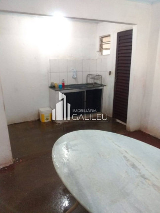 Imagem Casa com 2 Quartos à Venda, 94 m² em Vila Trinta E Um De Março - Campinas Imagem Casa com 2 Quartos à Venda, 94 m² em Vila Trinta E Um De Março - Campinas