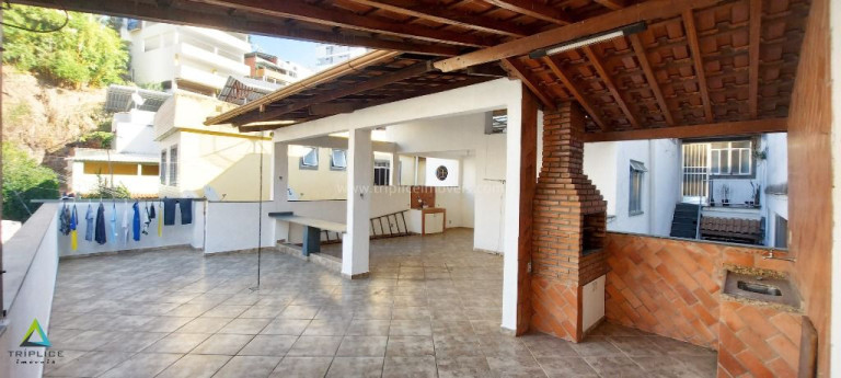 Imagem Casa com 4 Quartos à Venda, 200 m² em São Mateus - Juiz De Fora Imagem Casa com 4 Quartos à Venda, 200 m² em São Mateus - Juiz De Fora