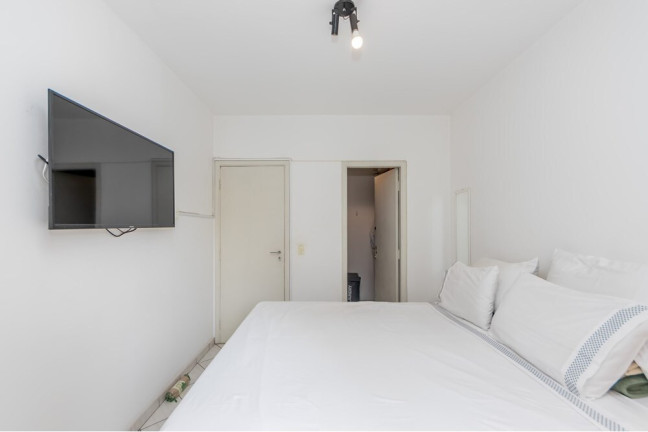 Imagem Imóvel com 3 Quartos à Venda, 77 m² em Moema - São Paulo