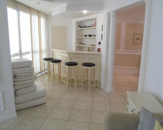 Imagem Apartamento com 3 Quartos à Venda, 158 m² em Pitangueiras - Guarujá Imagem Apartamento com 3 Quartos à Venda, 158 m² em Pitangueiras - Guarujá