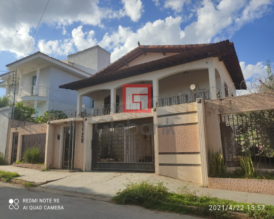 Imagem Casa com 4 Quartos à Venda, 400 m² em Jardim Panorama - Montes Claros Imagem Casa com 4 Quartos à Venda, 400 m² em Jardim Panorama - Montes Claros