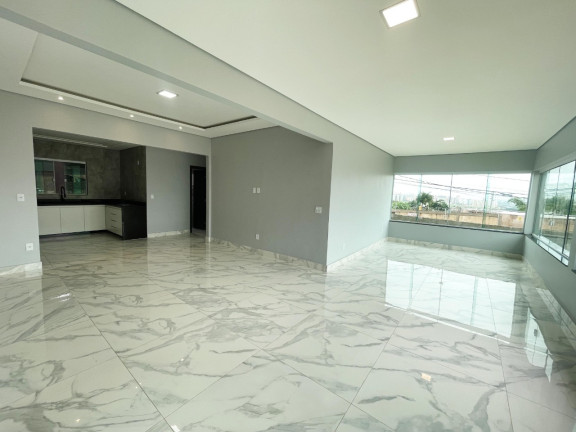 Imagem Casa com 3 Quartos à Venda, 220 m² em Arniqueiras - Brasilia Imagem Casa com 3 Quartos à Venda, 220 m² em Arniqueiras - Brasilia