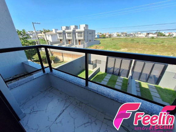 Imagem Casa com 2 Quartos à Venda, 117 m² em Campeche - Florianópolis Imagem Casa com 2 Quartos à Venda, 117 m² em Campeche - Florianópolis