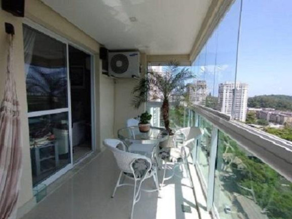 Imagem Apartamento com 3 Quartos à Venda, 74 m² em Camorim - Rio De Janeiro